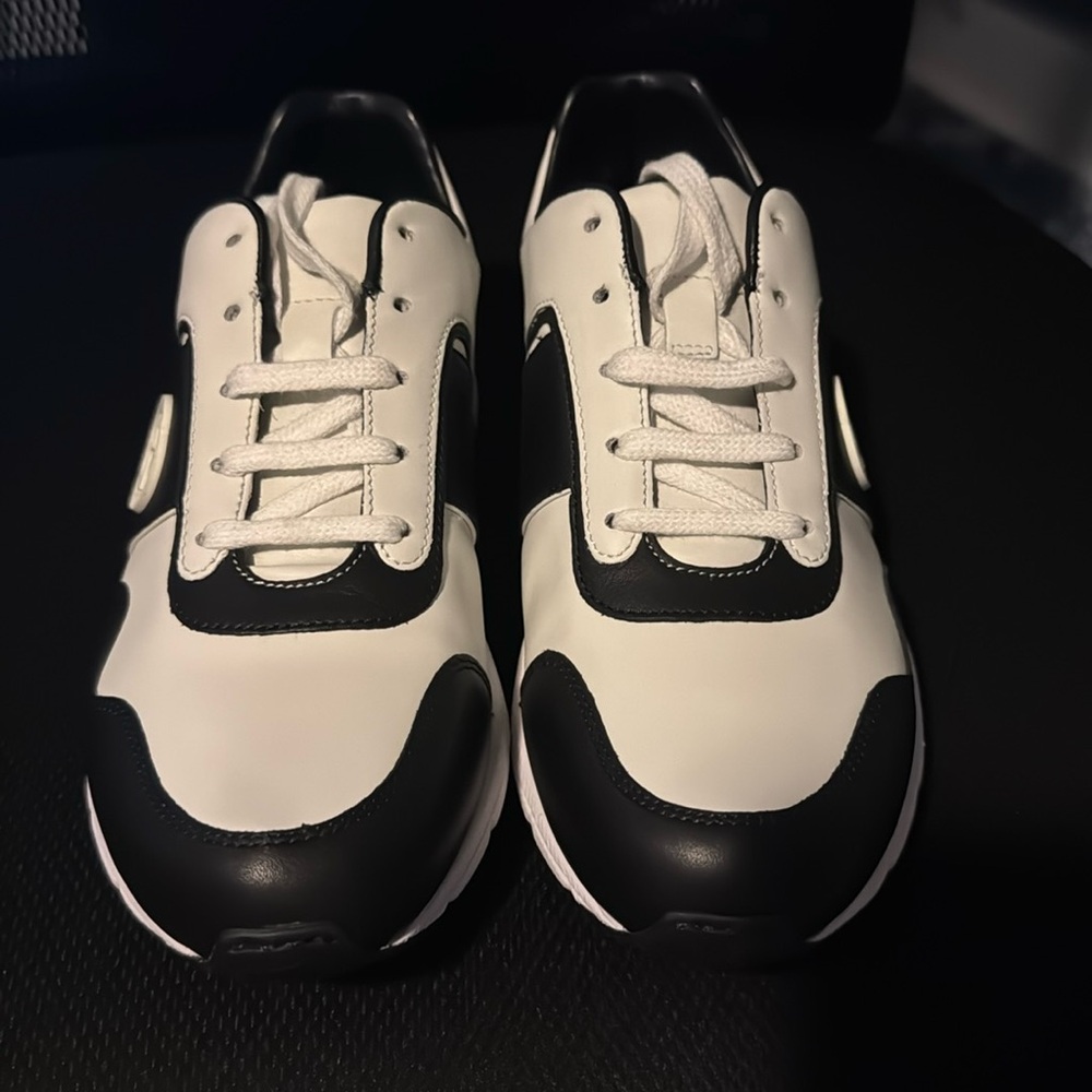 Gucci GG low “Black White”